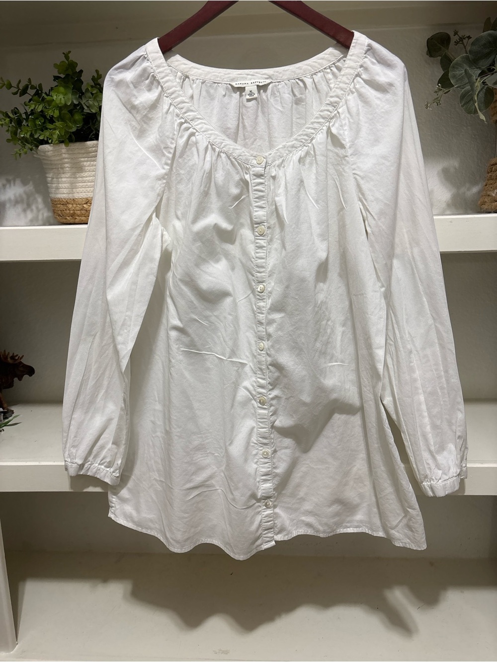 Banana Republic White Button-Front Peasant Blouse